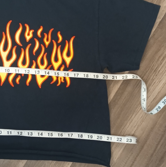 🔆𝟲/$𝟮𝟬 𝗕𝗹𝗮𝗰𝗸 𝗖𝗿𝗼𝗽𝗽𝗲𝗱 𝗧-𝗦𝗵𝗶𝗿𝘁 𝗙𝗹𝗮𝗺𝗲 𝗗𝗲𝘀𝗶𝗴𝗻 - Picture 3 of 7